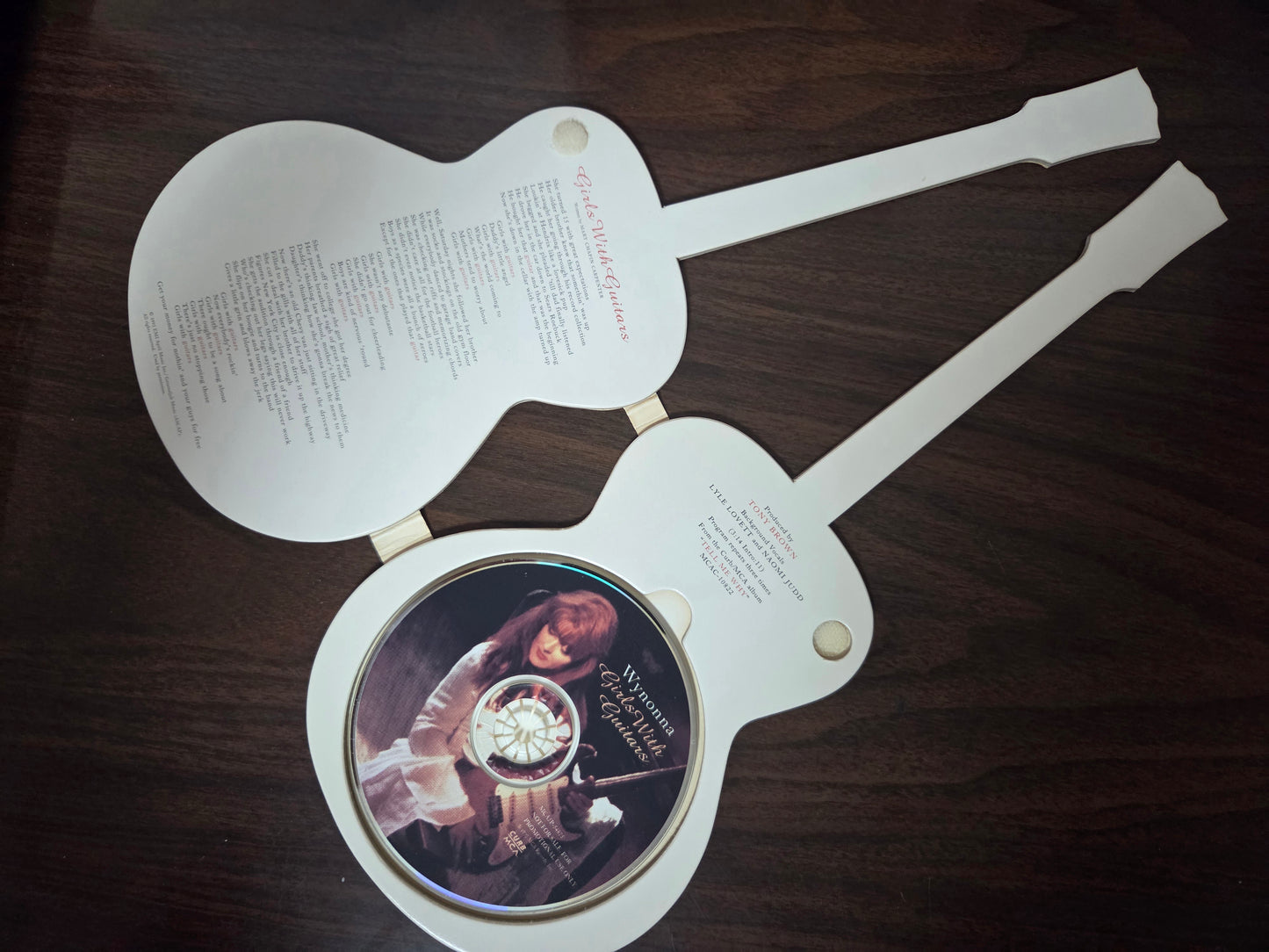 Wynonna Judd "Girls With Guitars" Promotional CD Case - Vintage 1994 Brand New / Unused